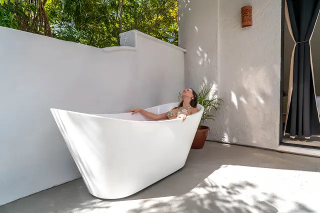Tina exterior del Mangroove Spa
